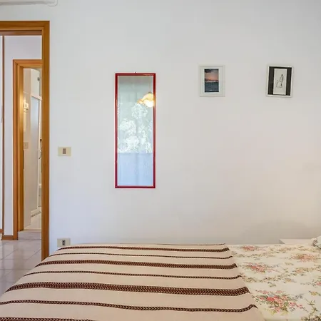 Isola Clara